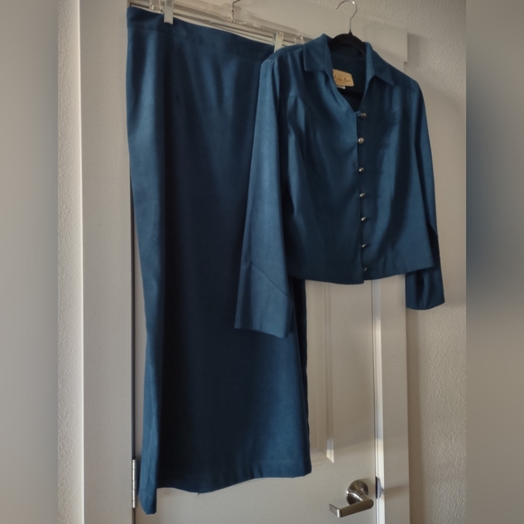 SALE New Frontier Clothing Co Waist Jacket and Skirt Set SZ L Excellent Cond - Picture 7 of 7